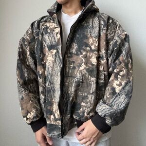 Vintage 2000s Ozark Trail Realtree Camouflage Hooded Men's Work Jacket Carhartt
